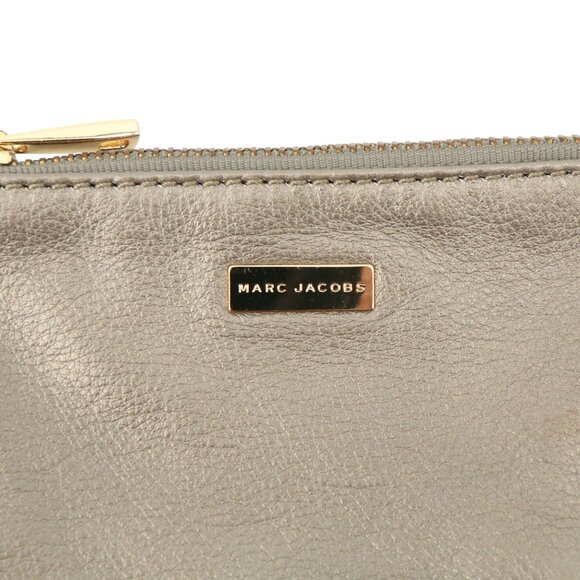 Marc Jacobs Soft Pebble Leather Platinum Colored Zip Top Coin Purse Wallet - Picture 2 of 5